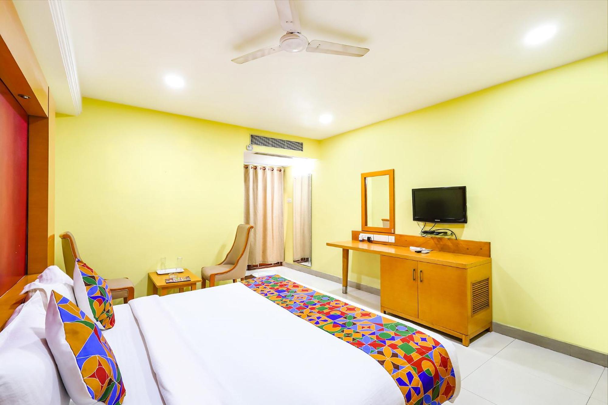 Fabhotel Prime Mahalaya Residency - Nr Chennai International Airport Exterior foto
