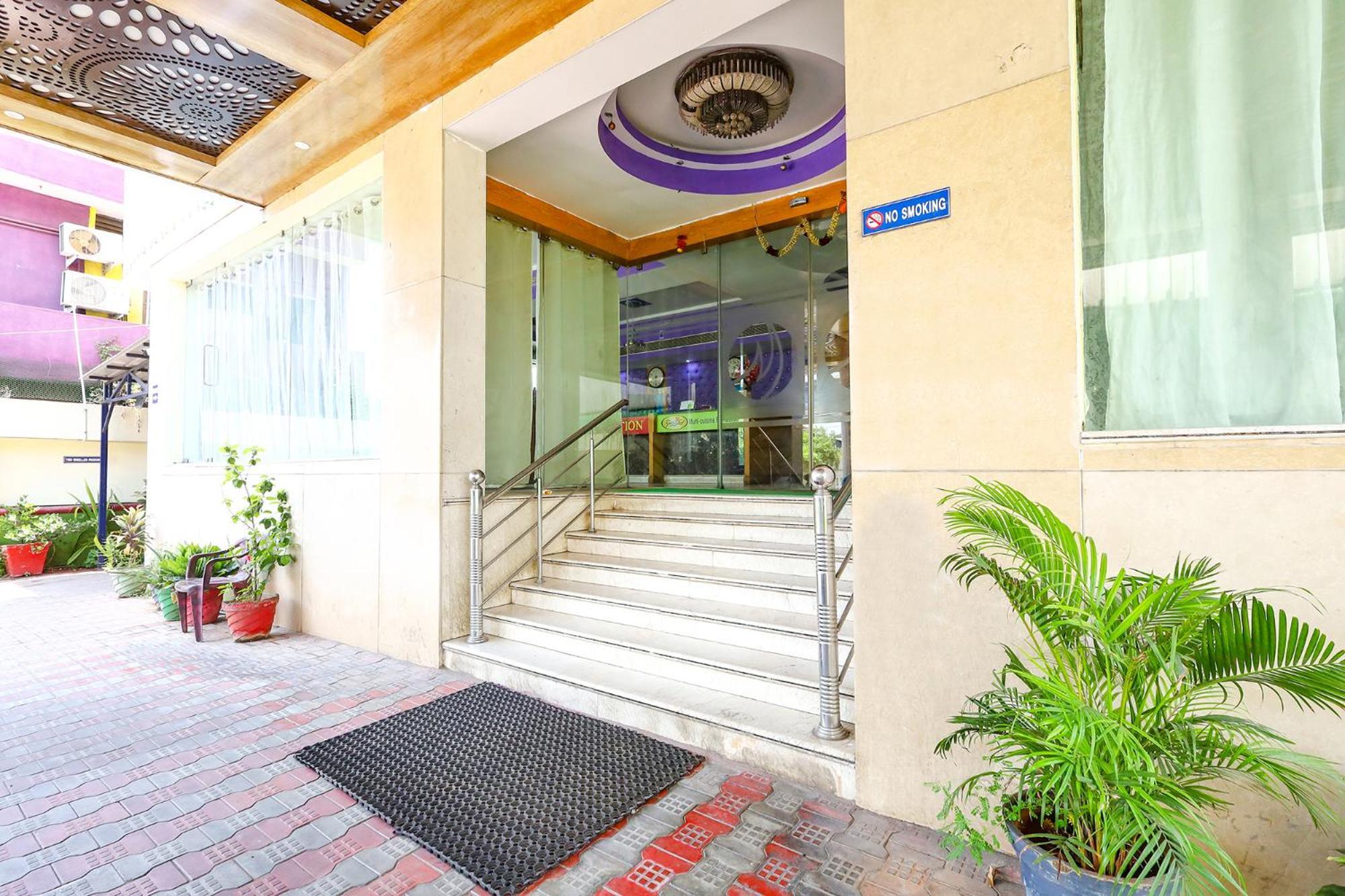 Fabhotel Prime Mahalaya Residency - Nr Chennai International Airport Exterior foto